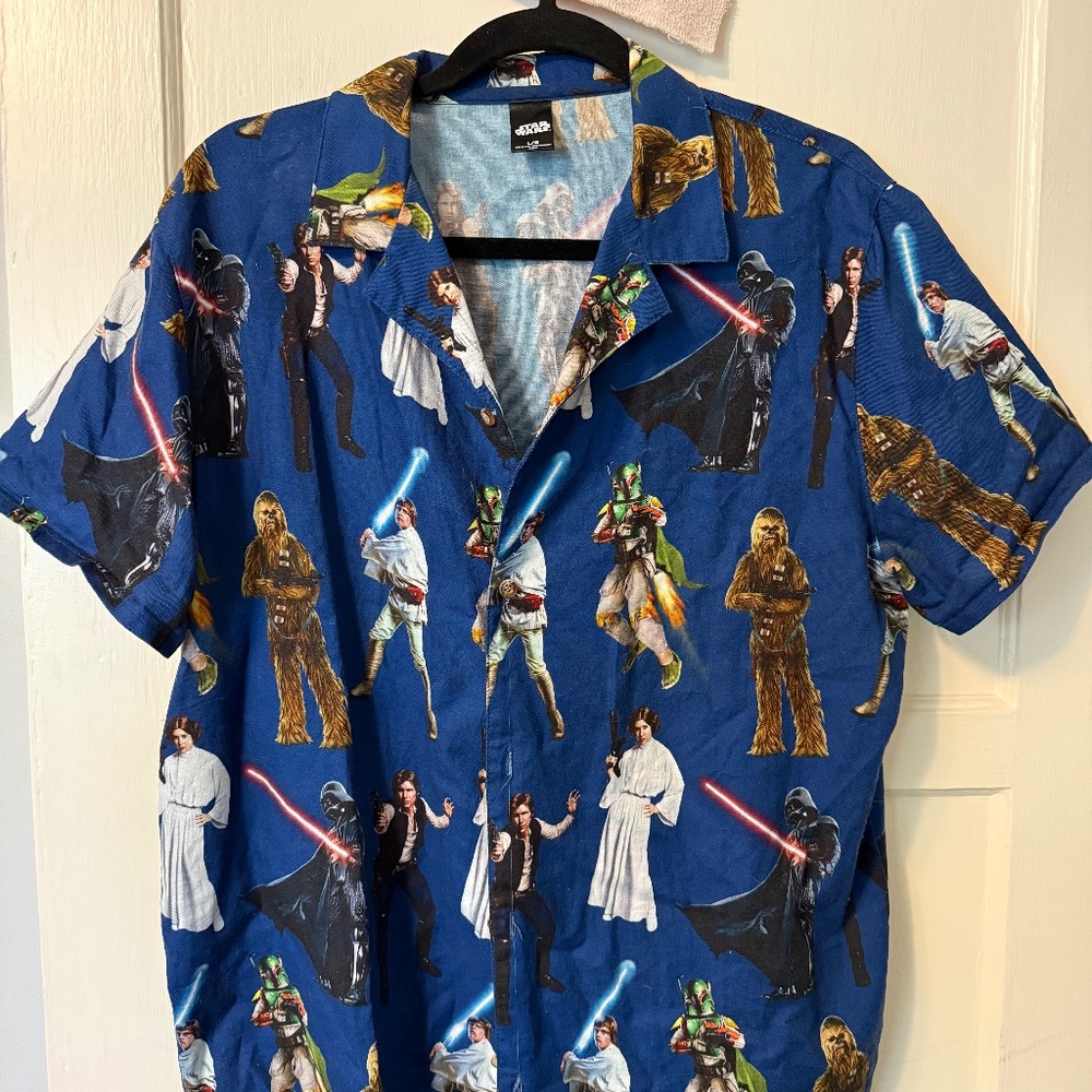 Cakeworthy Star Wars print buttondown shirt